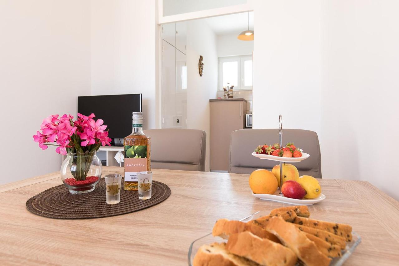Apartment Oleander Punat Kültér fotó