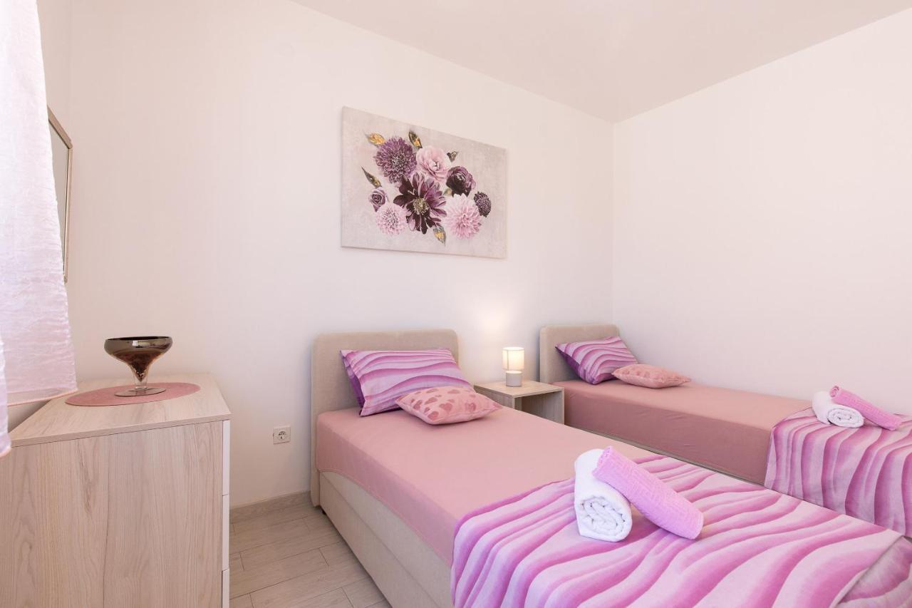 Apartment Oleander Punat Kültér fotó
